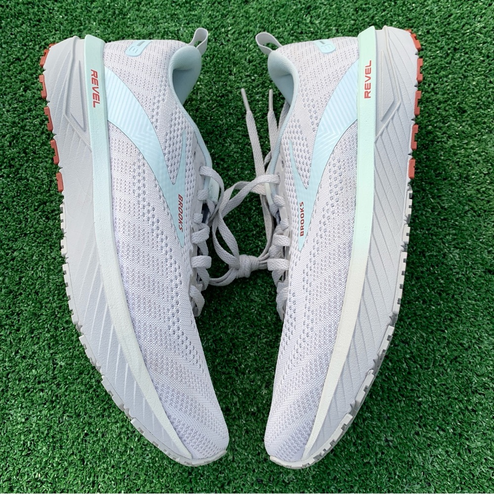 Brooks Revel 6 Womens 10.5 Shoes Road Running Neutral Responsive Trainer Gray